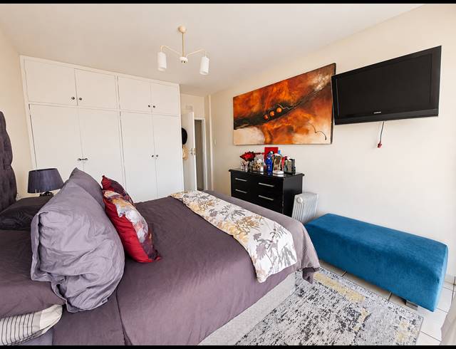 3 BEDROOM FLAT FOR SALE IN ARCON PARK